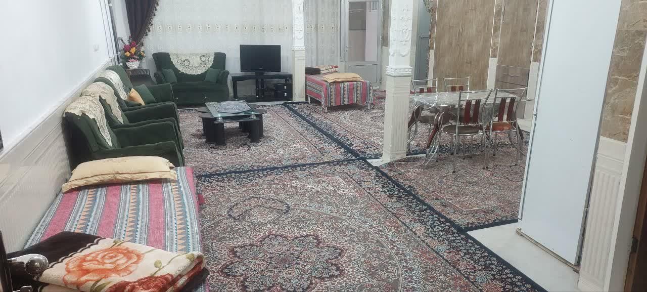 اجاره روزانه/هفتگی/ماهانه آپارتمان ۱۳۰ متری در حرم|اجارهٔ کوتاه‌مدت آپارتمان و سوئیت|قم, ارم|دیوار