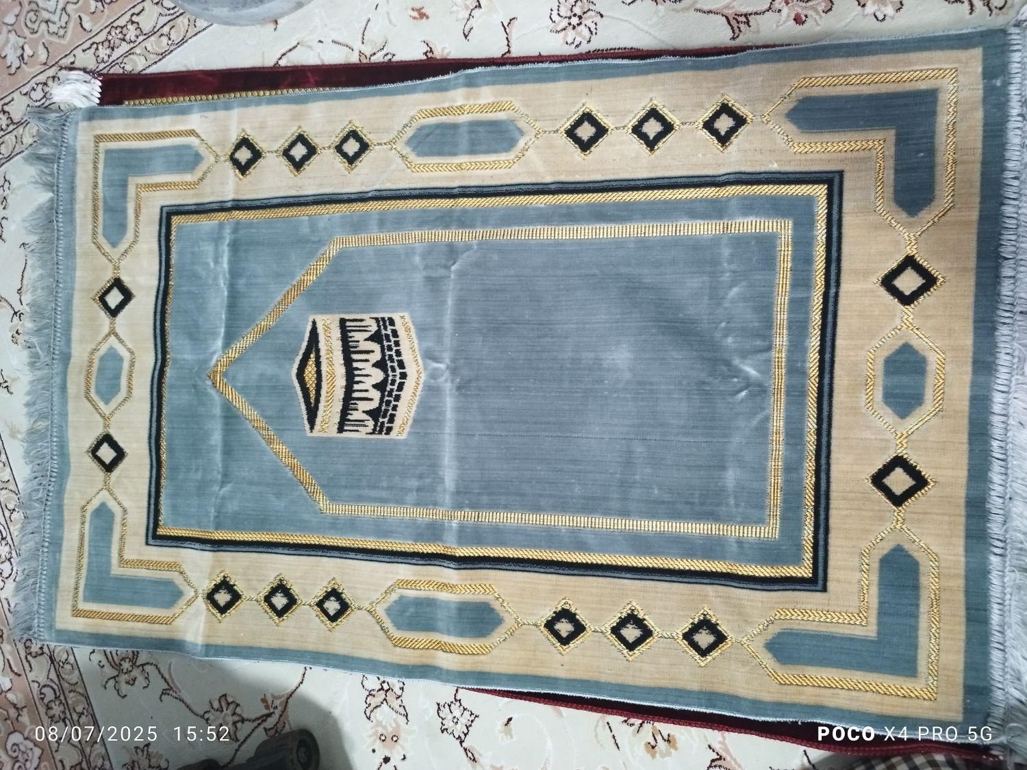 جانماز مخمل|صنایع دستی و سایر لوازم تزئینی|شیراز, قصرالدشت|دیوار
