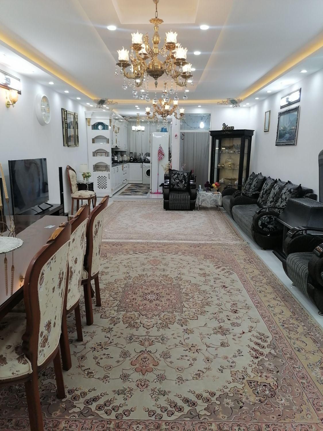 یک واحد آپارتمان تجاری مسکونی توس70  خیابان زمان|فروش دفتر کار، اتاق اداری، مطب|مشهد, توس (بلوار توس)|دیوار