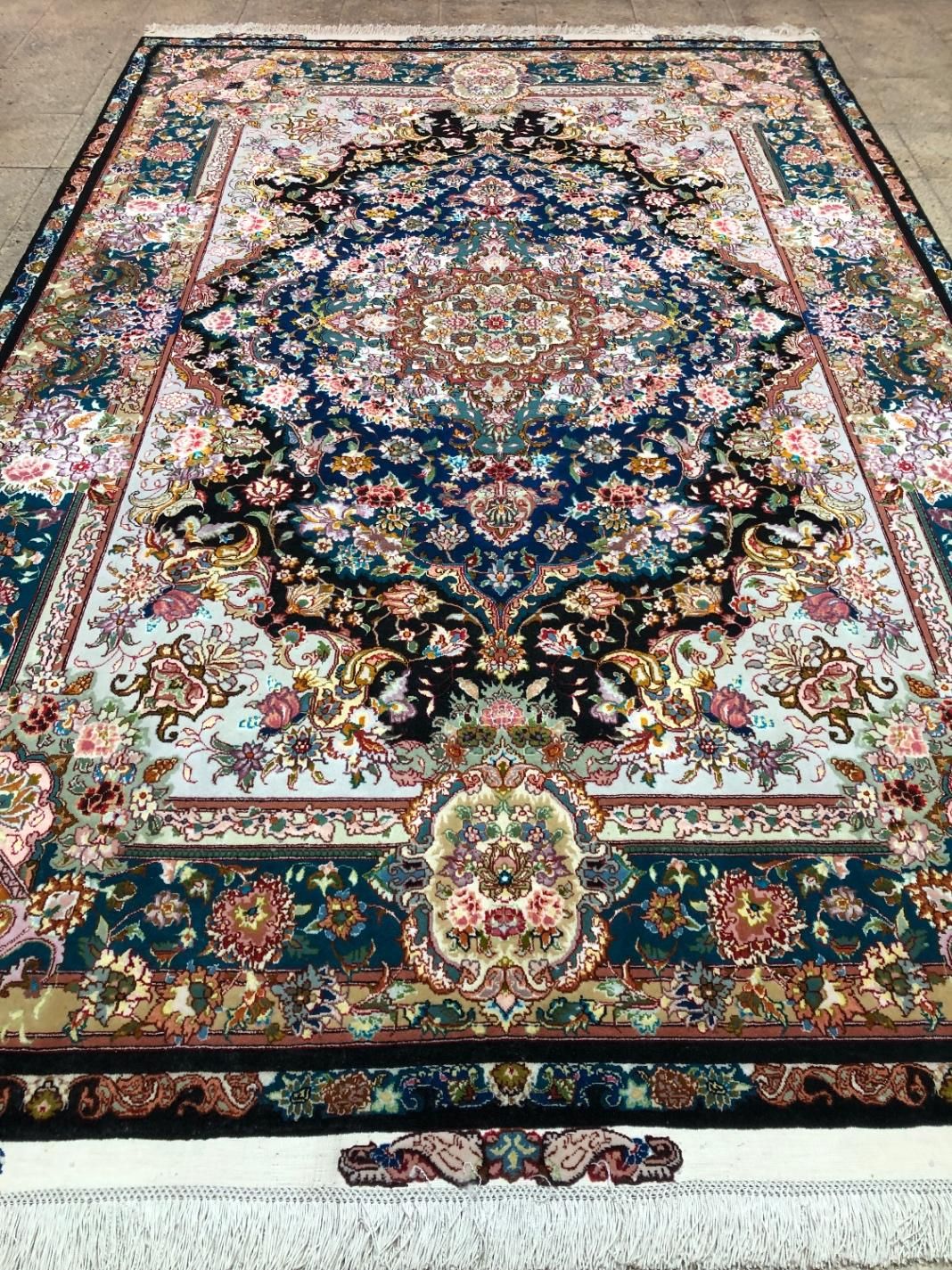 (فرش فرزین)جفت۶متری سالاری ۲متن ،چله ابریشم، ۴۰رج|فرش|تبریز, |دیوار