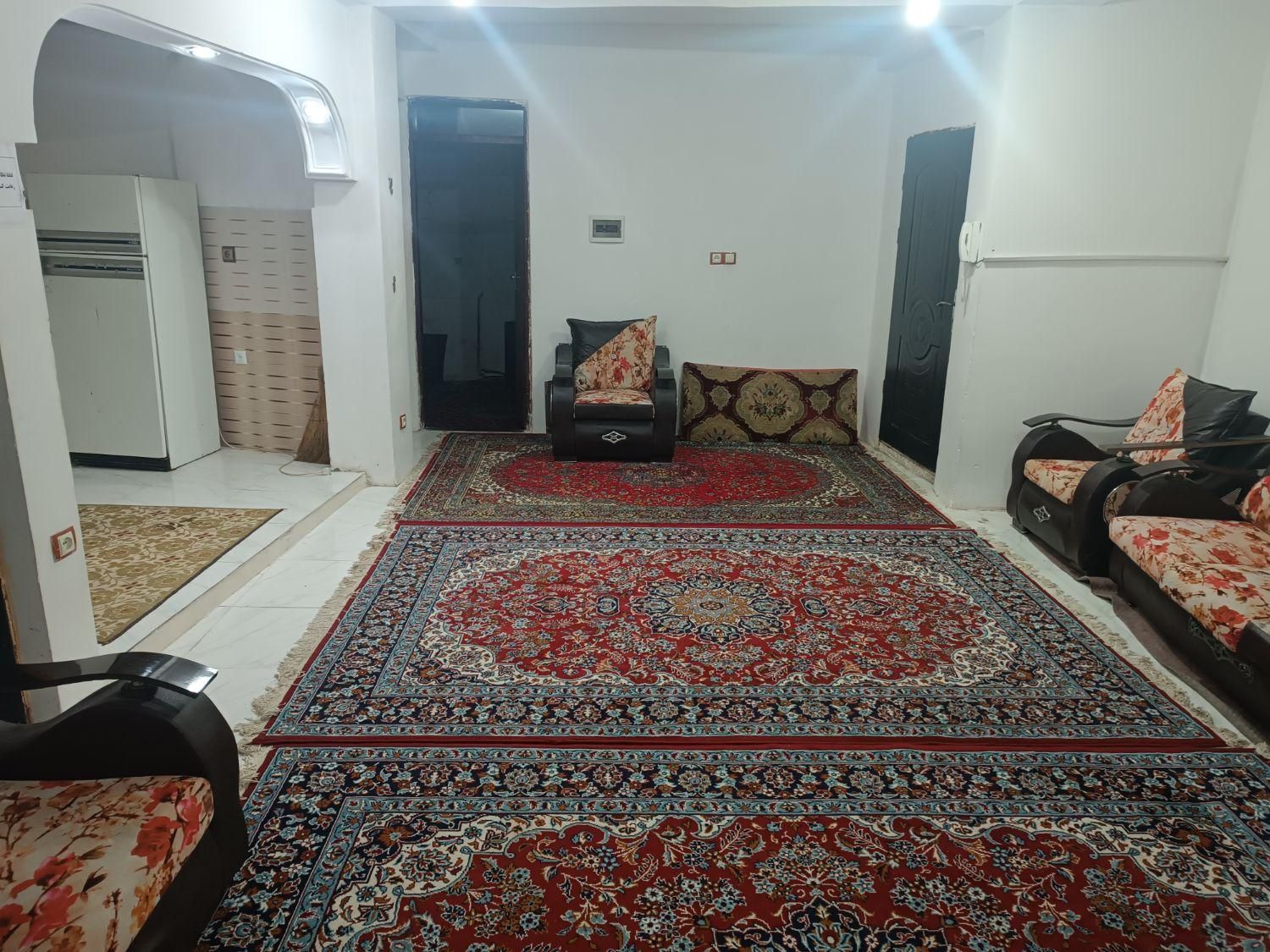 اجاره واحد ۸۵ متری رحیم اباد|اجارهٔ کوتاه‌مدت آپارتمان و سوئیت|رودسر, |دیوار