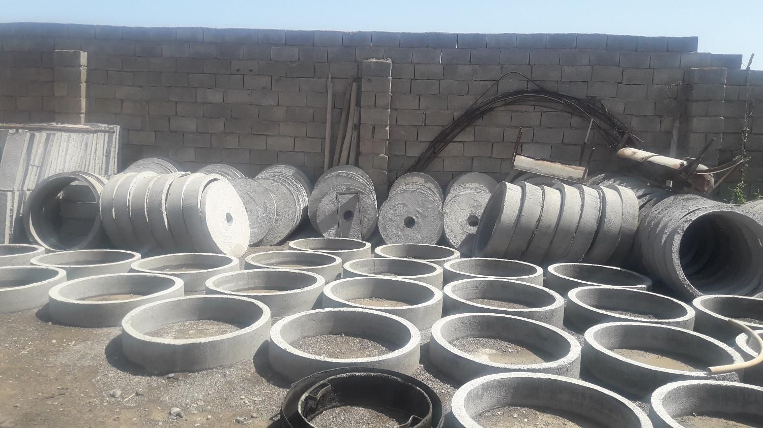 گلویی و بلوکه سیمانی و سرچاهی سنگ لحد|مصالح و تجهیزات ساختمان|مشهد, پنجتن|دیوار