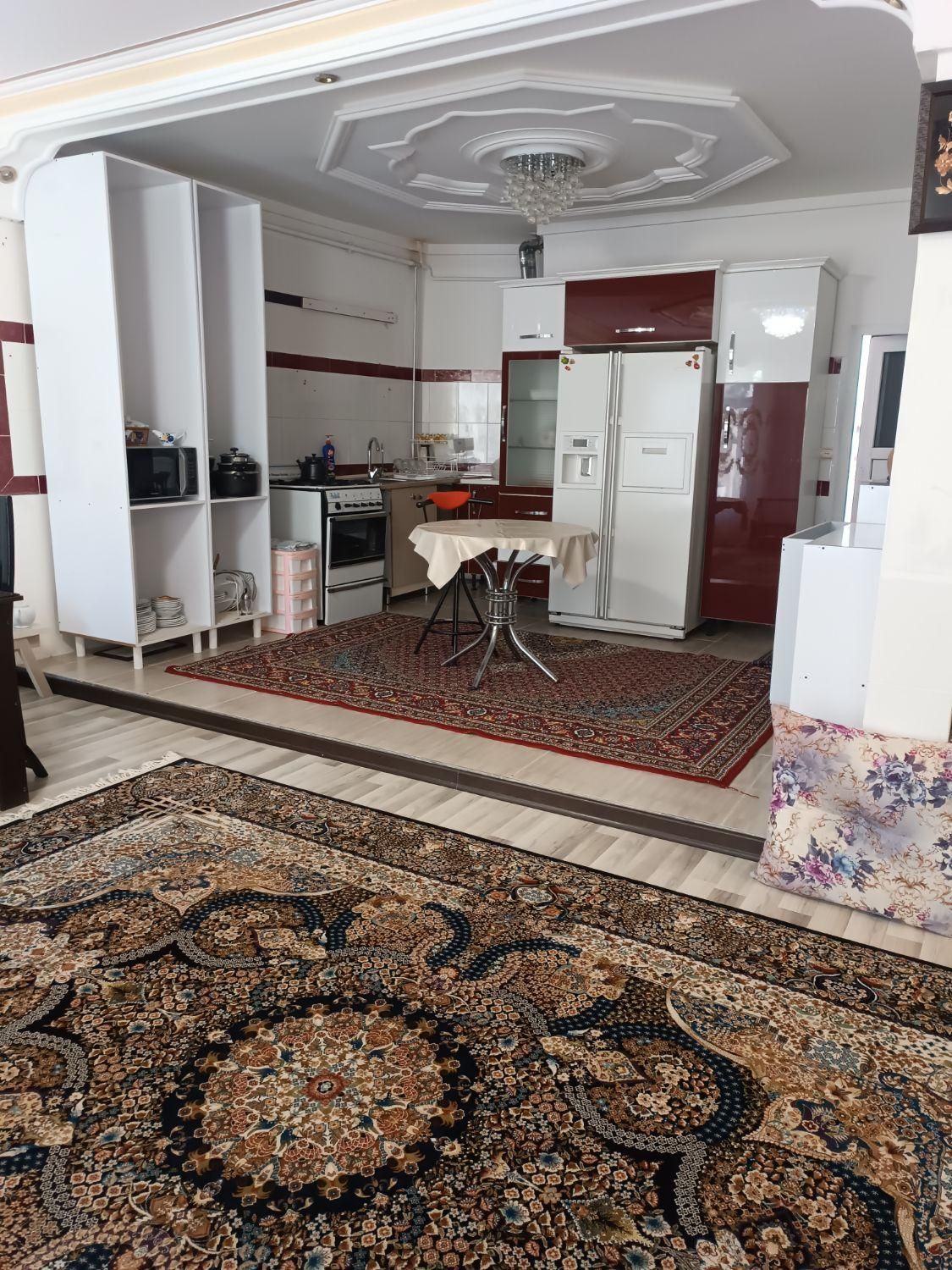 سوئیت کاملا دنج وامن و تمیز نزدیک چشم انداز|اجارهٔ کوتاه‌مدت آپارتمان و سوئیت|مشگین شهر, |دیوار