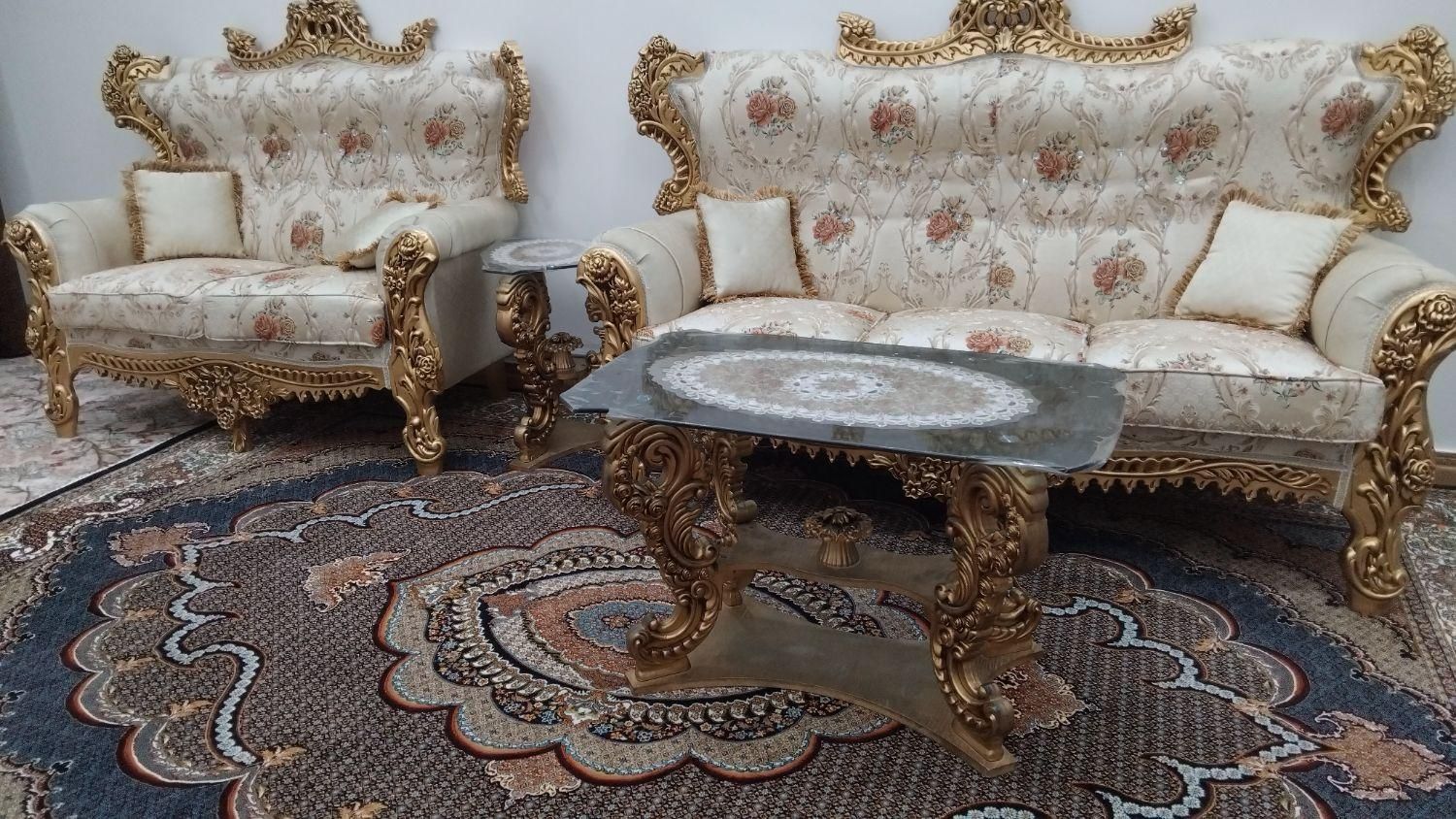 مبل ۹ نفره با عسلی  در حد نو|مبلمان خانگی و میز عسلی|مشگین شهر, |دیوار
