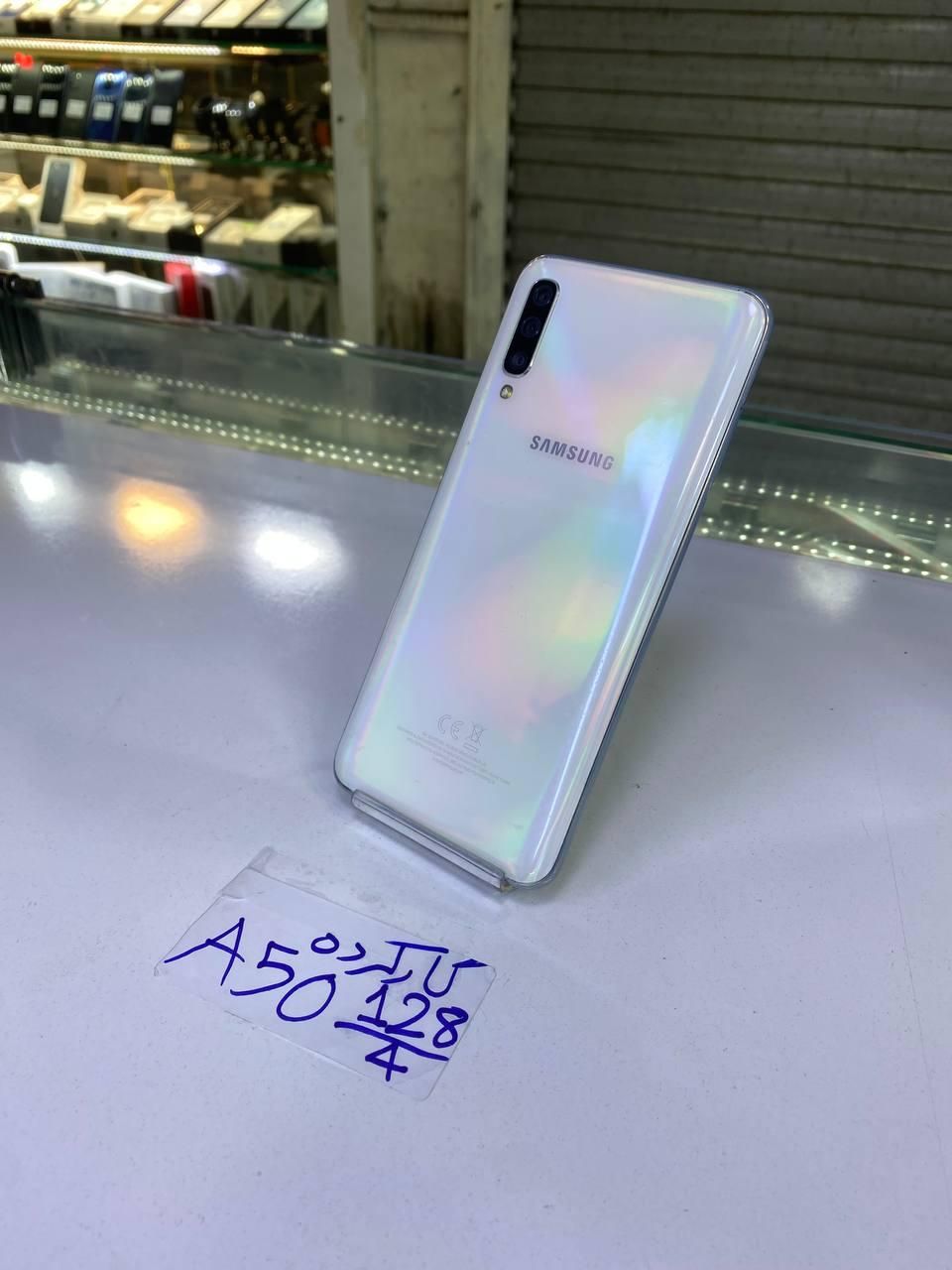 سامسونگ Galaxy A50 ۱۲۸ علاالدین|موبایل|تهران, شیخ هادی|دیوار