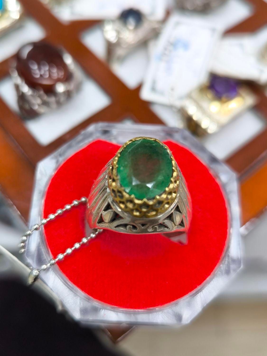 انگشتر دستساز زمرد|جواهرات|شیراز, سعیدیه جنوبی|دیوار