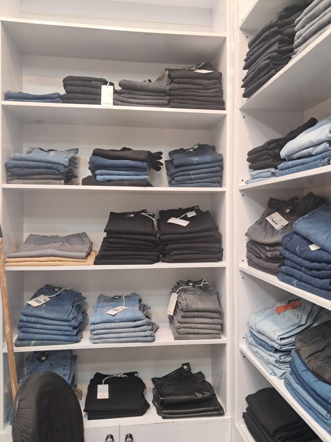 تعدادی شلوار وشومیز تک نمیدم همه یکجا|لباس|رفسنجان, |دیوار