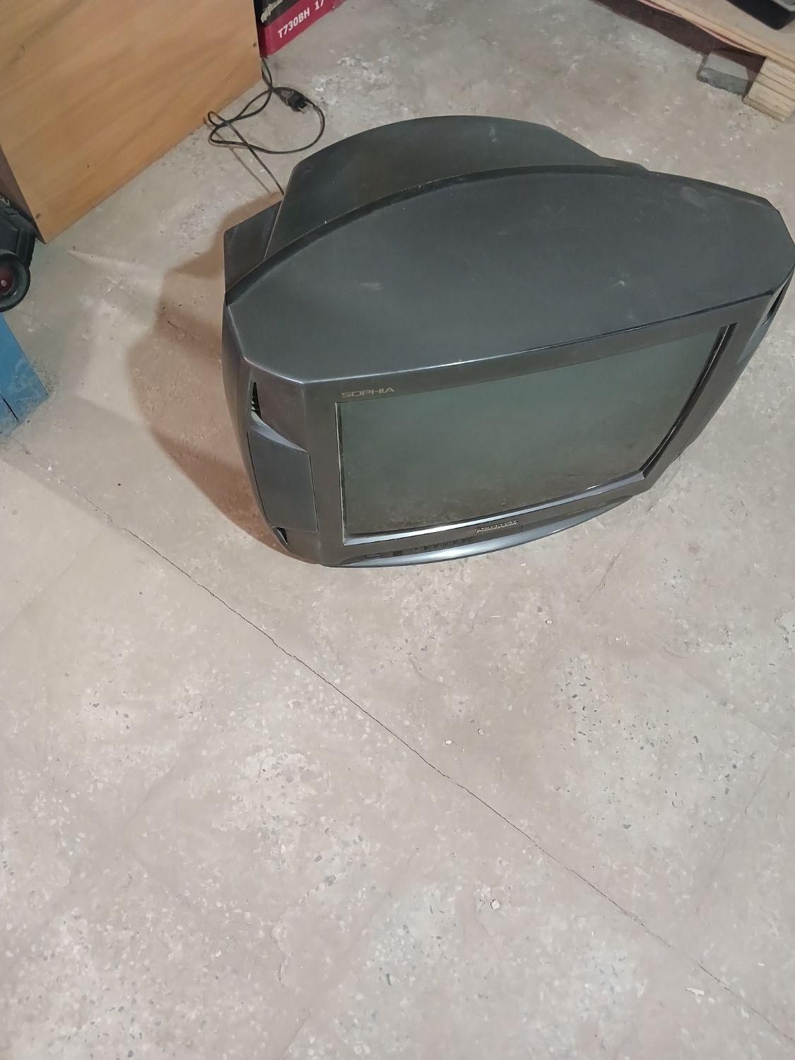 تلویزیون ۲۱ اینچ پاناسونیک|تلویزیون و پروژکتور|شاهین‌شهر, گزبرخوار|دیوار