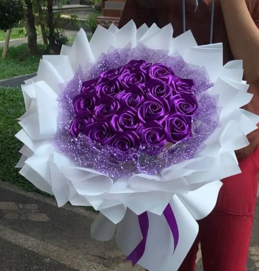 دسته گل خوشگل و موندگار در هر طرح و رنگی ک بخای|گل مصنوعی|ارومیه, |دیوار