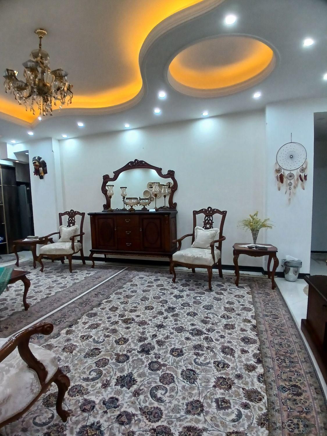 ۸۷ متر/دو خواب/سینا(ماهان)ساختمانی شیک|فروش آپارتمان|کهریزک, |دیوار