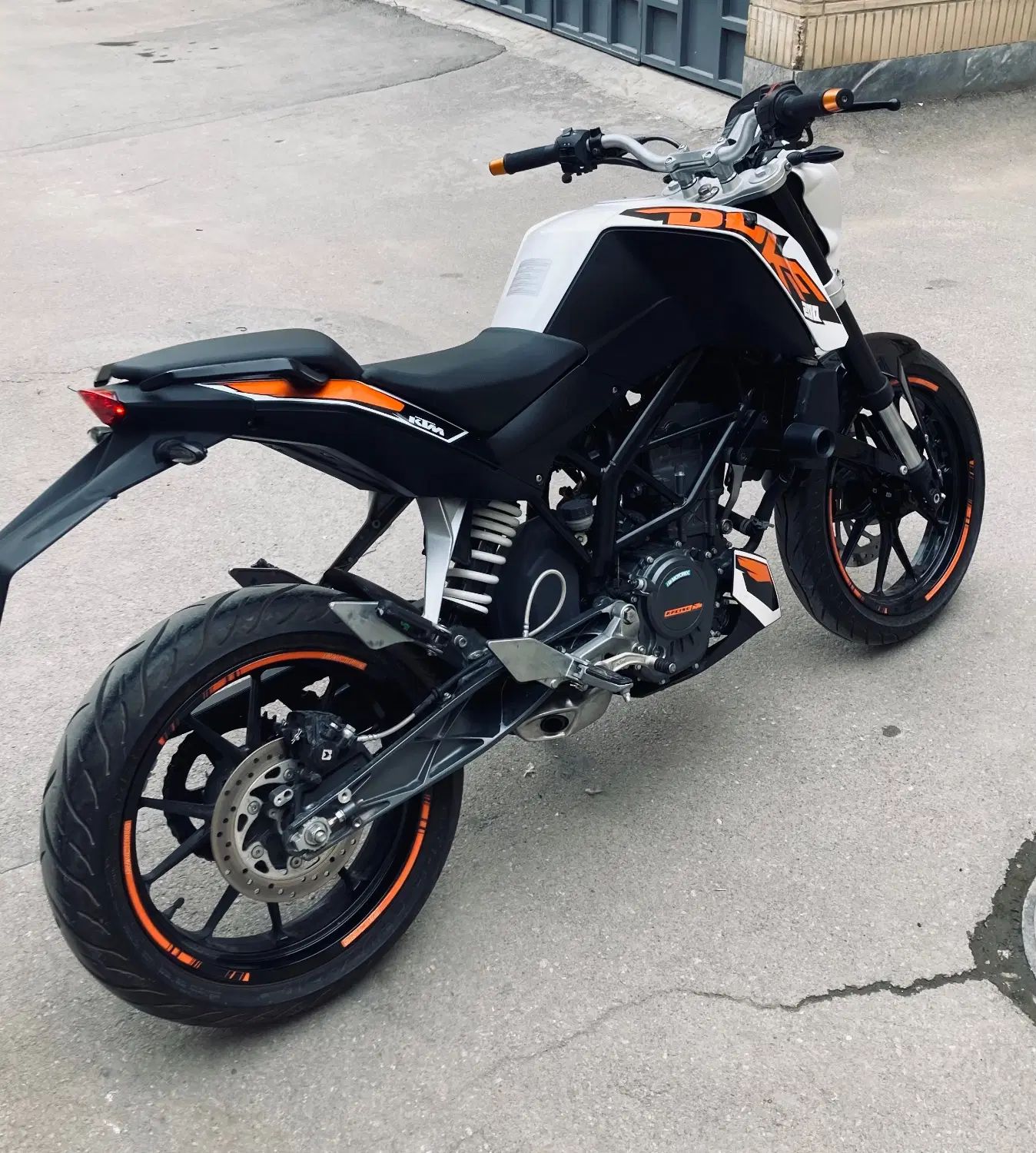 KTM Duke 200 در حد نو|موتورسیکلت|اصفهان, خواجو|دیوار