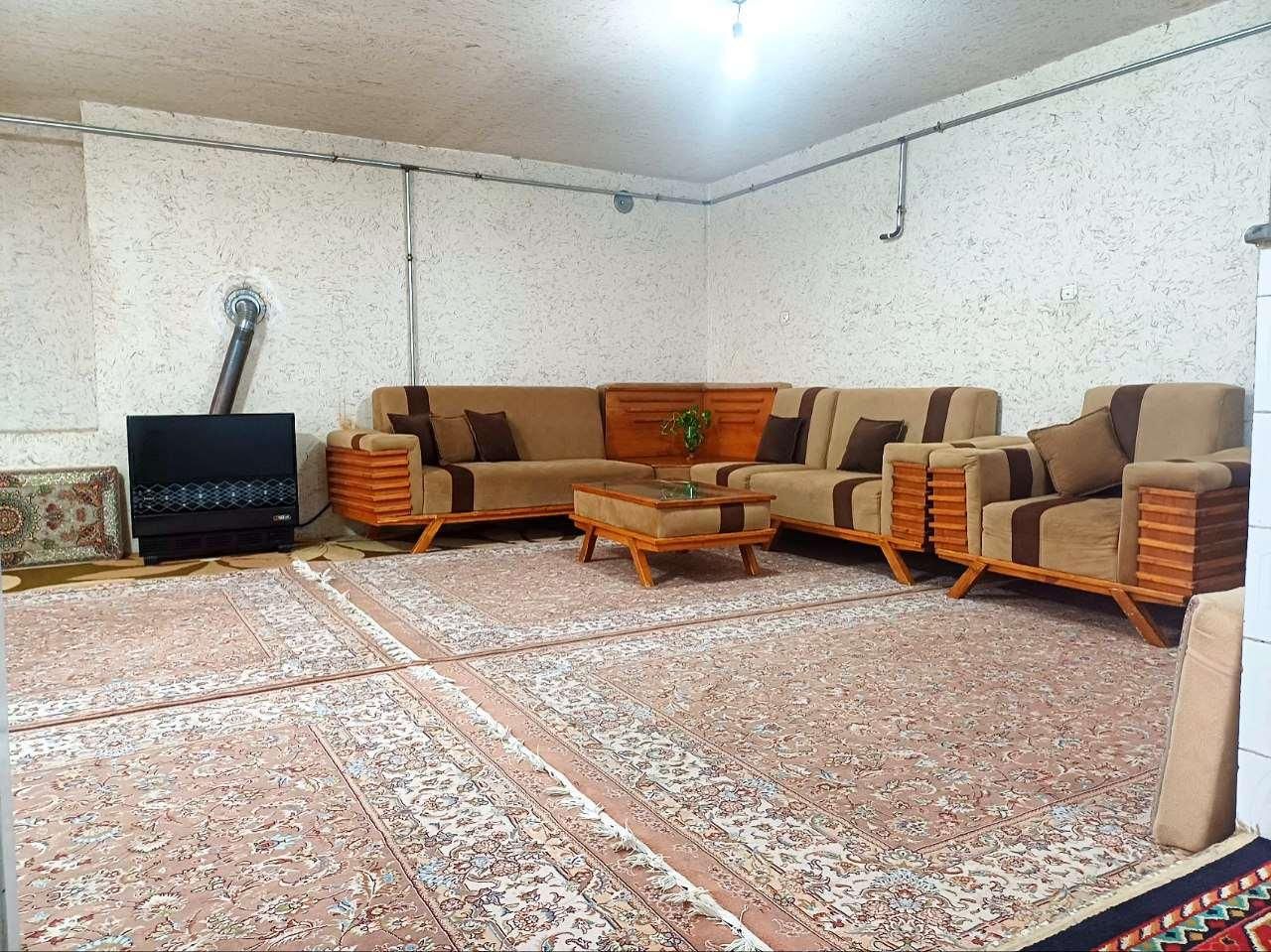 سوییت اجاره با پارکینگ در شهر جوانرود حیاط دار|اجارهٔ کوتاه‌مدت آپارتمان و سوئیت|جوانرود, |دیوار