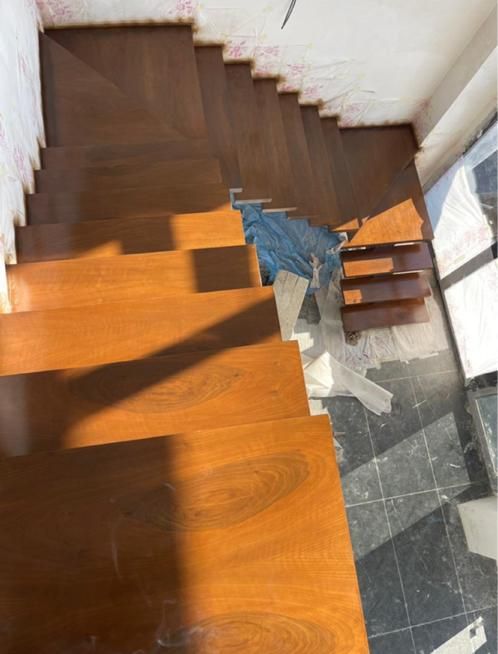 پله گرد و مدرن|خدمات پیشه و مهارت|چالوس, |دیوار