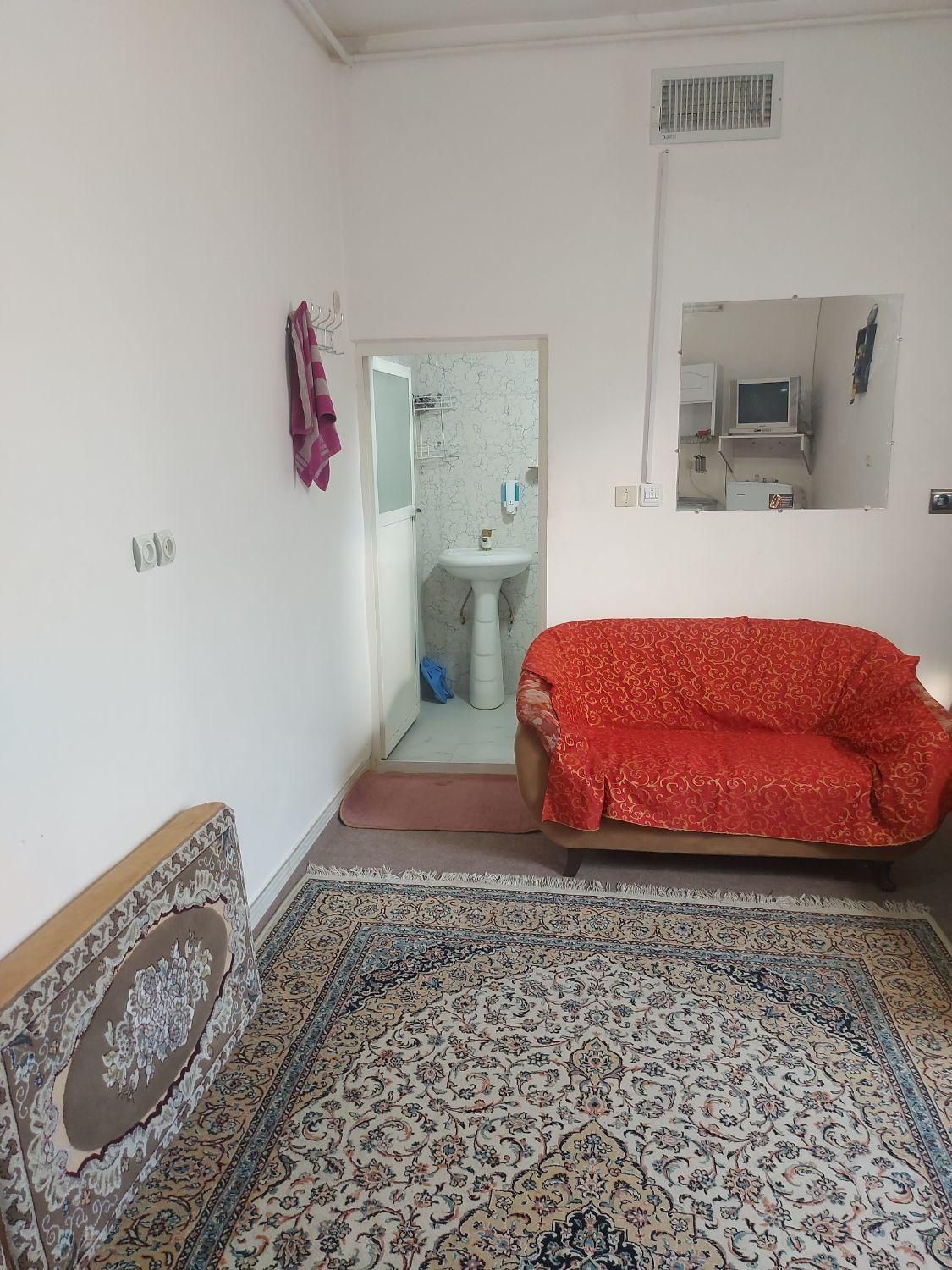 سوئیت نقلی شیک و تمیز|اجارهٔ کوتاهمدت آپارتمان و سوئیت|قزوین, |دیوار