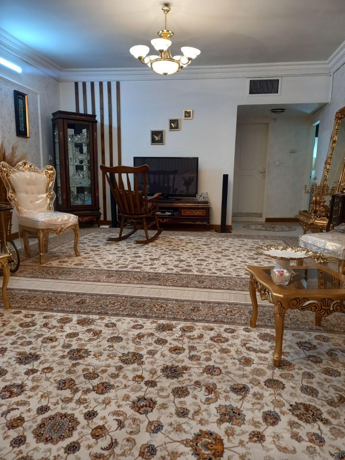 فروش آپارتمان ۹۷ متری ۲ خوابه طبقه ۴ در بهاران|فروش آپارتمان|مشهد, بهاران|دیوار