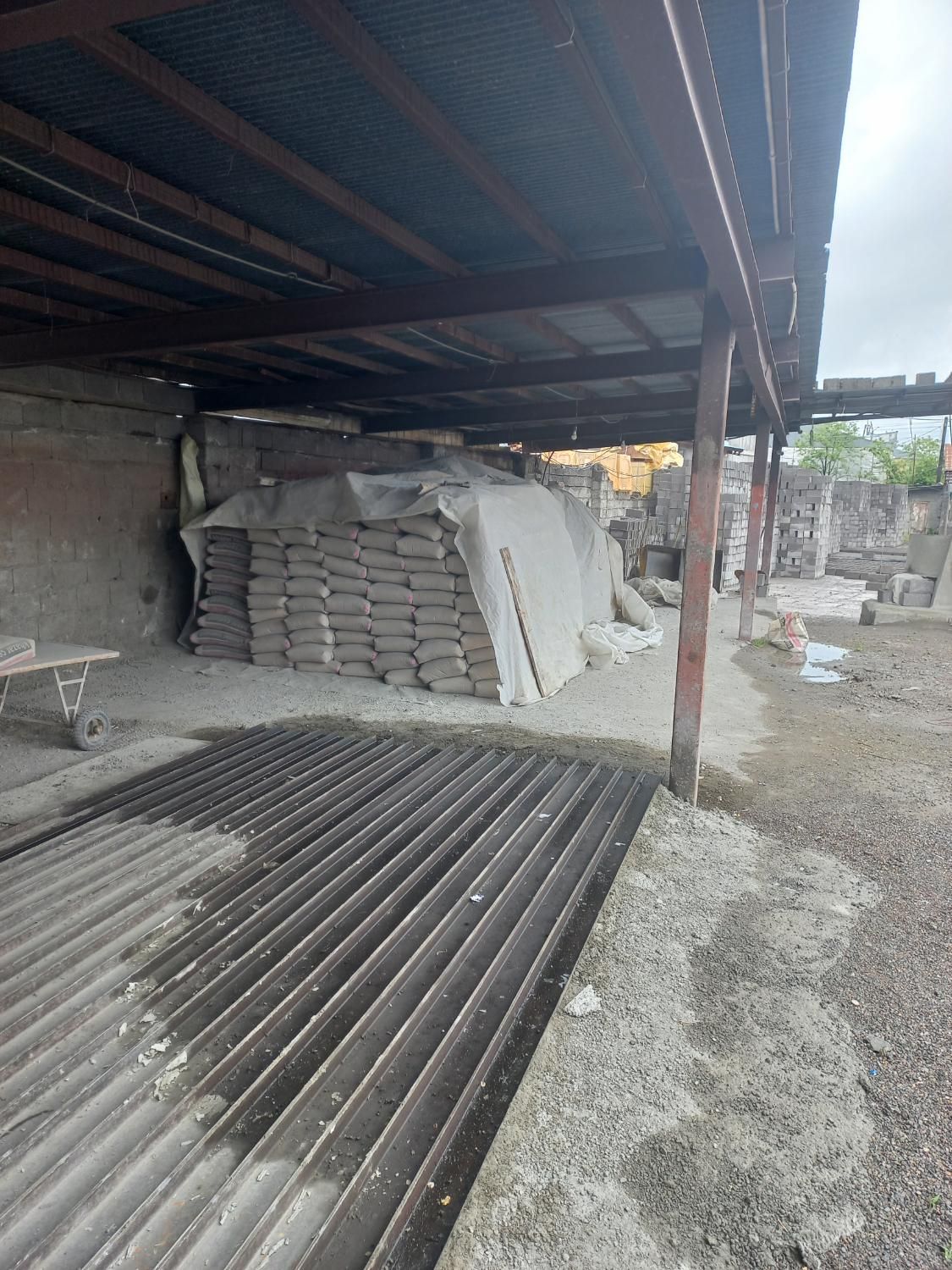 بلوک سیمانی ، تیرچه ،سیمان|مصالح و تجهیزات ساختمان|رشت, کوی امام رضا|دیوار