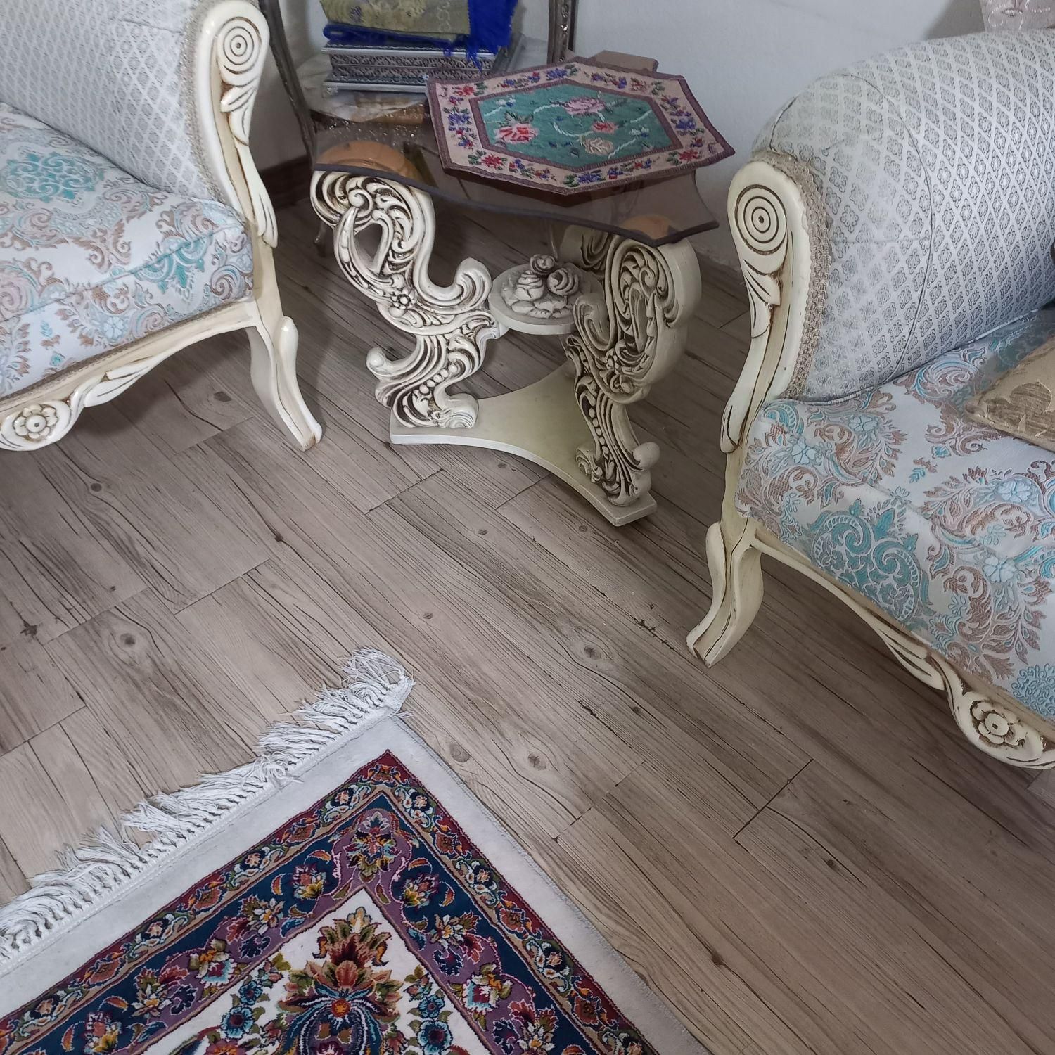 مبل استیل ۹ نفره به همراه بوفه و میز عسلی ها|مبلمان خانگی و میز عسلی|تهران, شهرک آپادانا|دیوار
