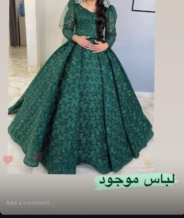 مزون لباس عروس پناه|لباس|شیراز, شاهچراغ|دیوار