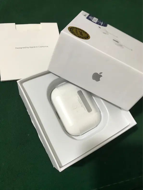 AirPod pro ایرپاد|لوازم جانبی موبایل و تبلت|مشهد, آزادشهر|دیوار