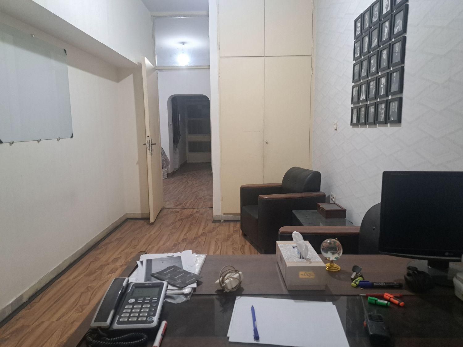 اجاره اتاق از دفتر کار|اجارهٔ کوتاه‌مدت دفتر کار و فضای آموزشی|تهران, نصرت|دیوار