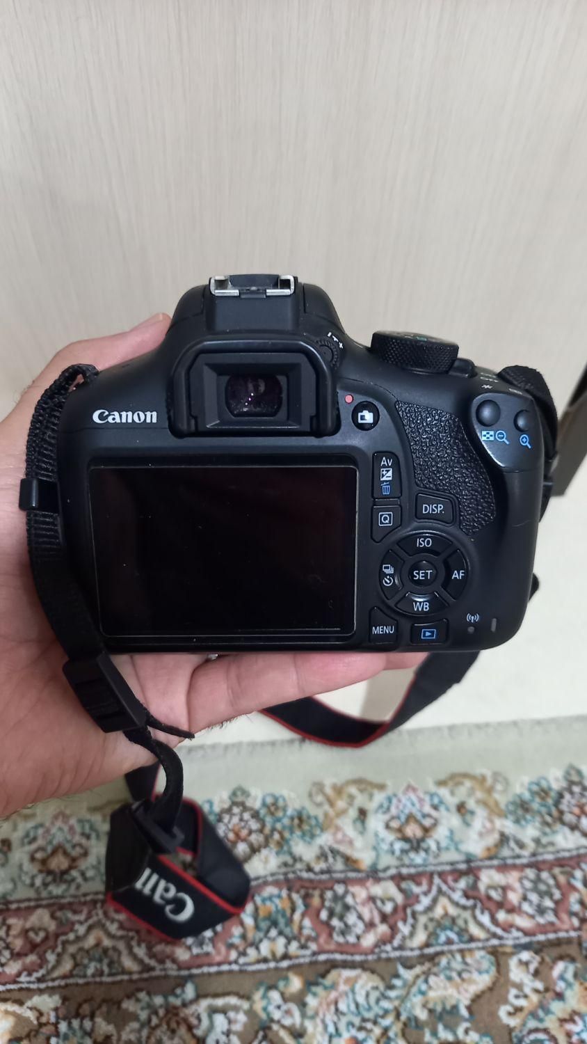 دوربین canon 1300D درحد نو با کیف و سه پایه|دوربین عکاسی و فیلم‌برداری|تهران, دریان‌نو|دیوار