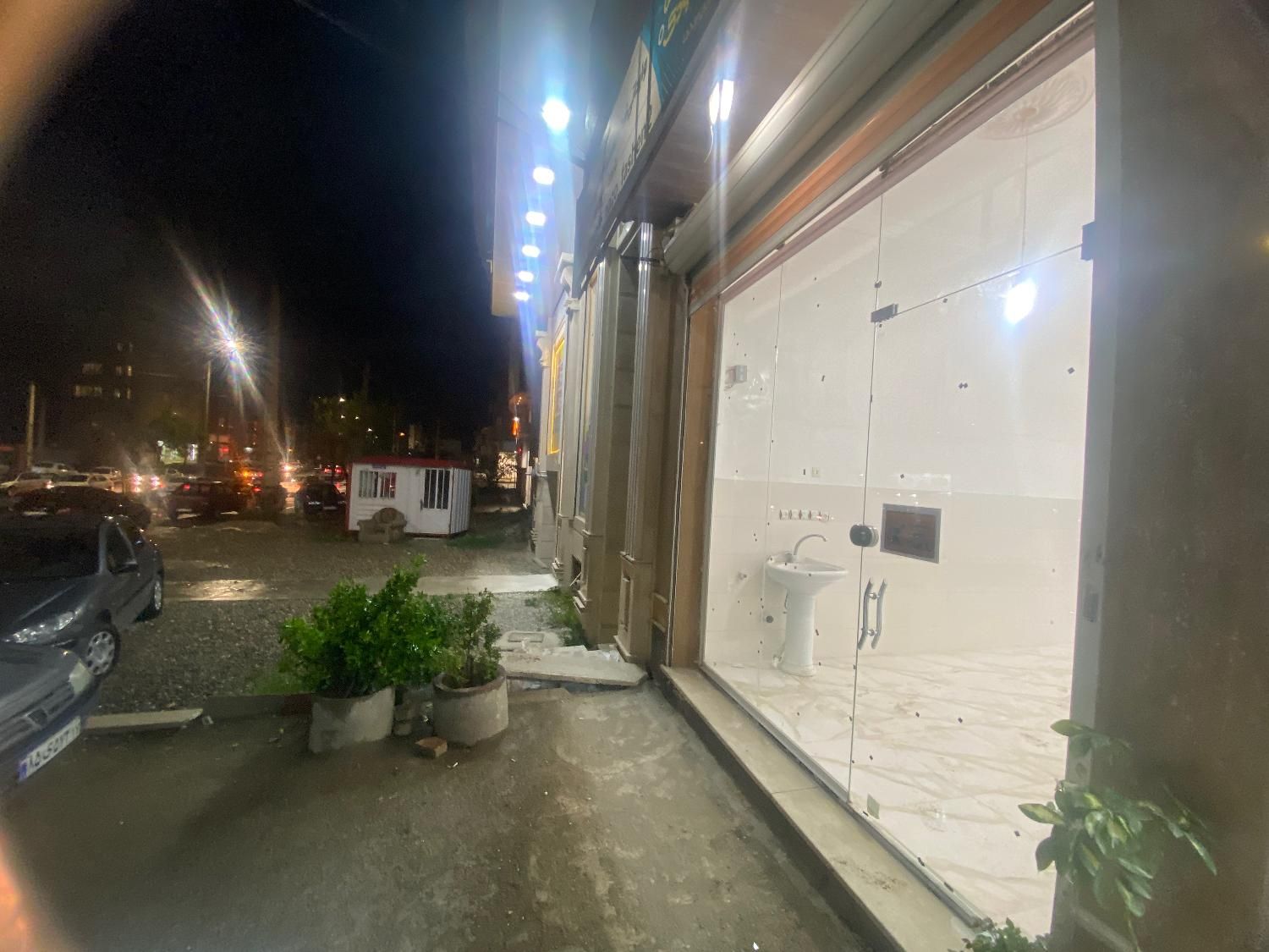 مغازه ۱۱۰متری برفاضل یک باند بالا|اجارهٔ مغازه و غرفه|ارومیه, |دیوار