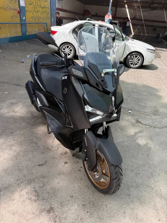 یاماها Xmax ایکس مکس yamaha|موتورسیکلت|اصفهان, خواجو|دیوار