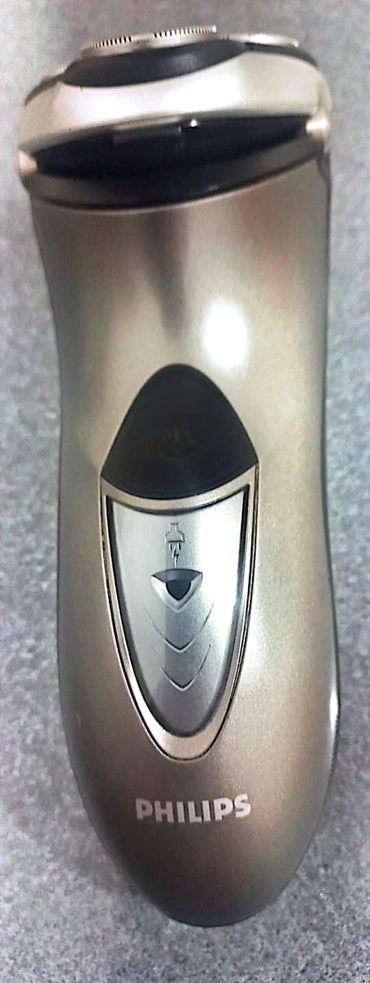 ریش تراش فیلیپس مدل hq8240|آرایشی، بهداشتی، درمانی|مرودشت, پشت سایپا‎|دیوار