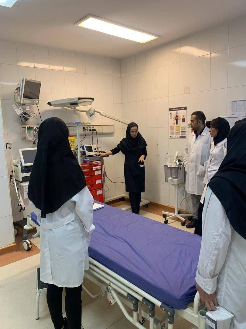 دوره کمک پرستاری دانشگاه آزاد تهران|خدمات آموزشی|تهران, مهران|دیوار