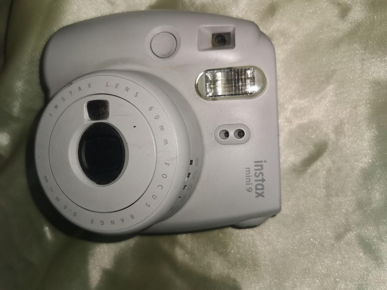 دوربین عکاسی instax mini9|دوربین عکاسی و فیلم‌برداری|تهران, عبدل‌آباد|دیوار