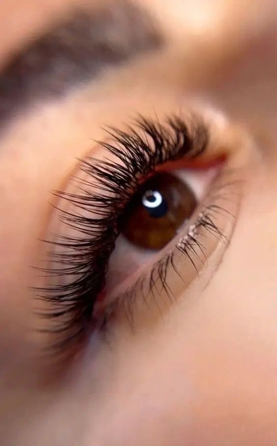 مژه کار حرفه ای/کاشت مژه فقط۲۰۰هزارتومن‌|خدمات آرایشگری و زیبایی|شوشتر, |دیوار