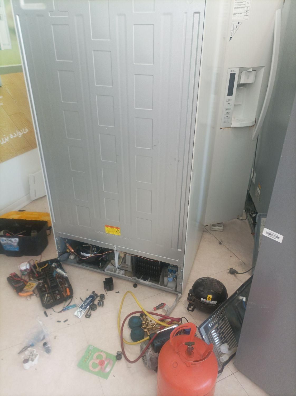 تعمیرات تخصصی انواع یخچال ساید اسپلیت|خدمات پیشه و مهارت|سیرجان, |دیوار