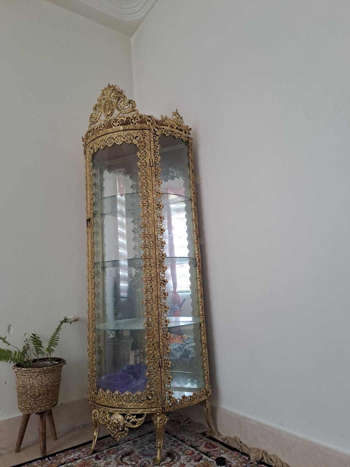 فروشی و تعویضی|بوفه، ویترین، کنسول|یاسوج, |دیوار