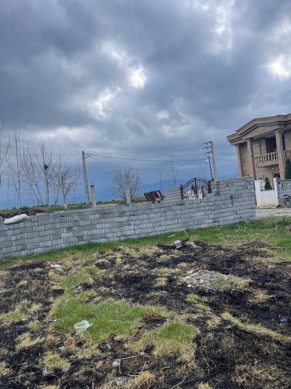 ۱۱۰ متر زمین قابل ساخت انشعابات سر ملک نزدیک جاده|فروش زمین و ملک کلنگی|آمل, |دیوار