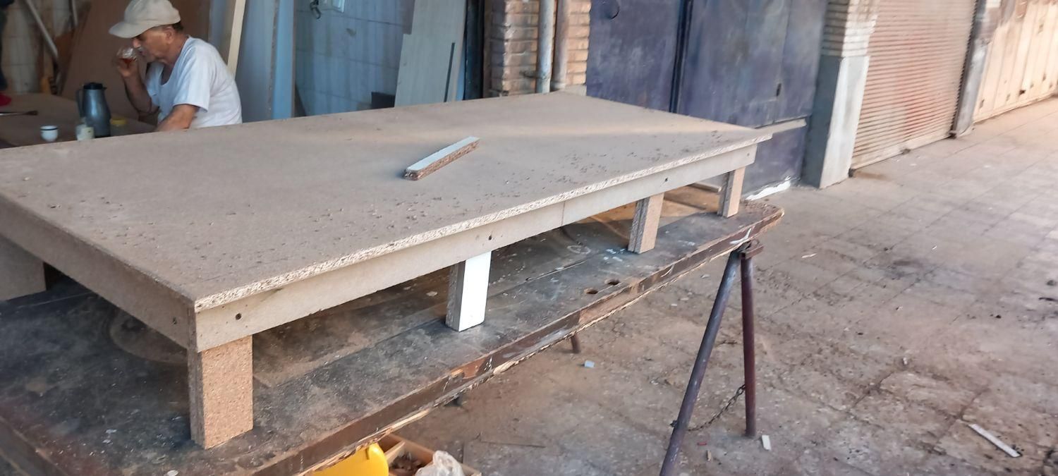 کفی تخت با۸عدد پایه و۶عددتیرک|تخت و سرویس خواب|اهواز, فرهنگ شهر|دیوار