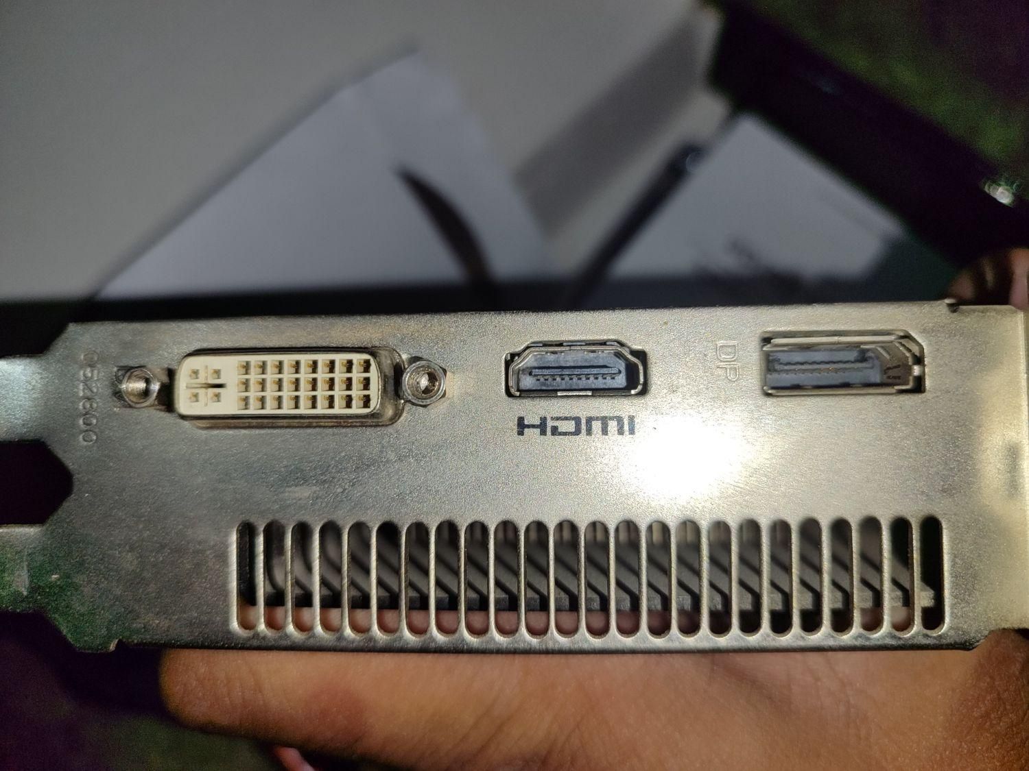 گرافیک 1گیگ ddr5|قطعات و لوازم جانبی رایانه|گالیکش, |دیوار