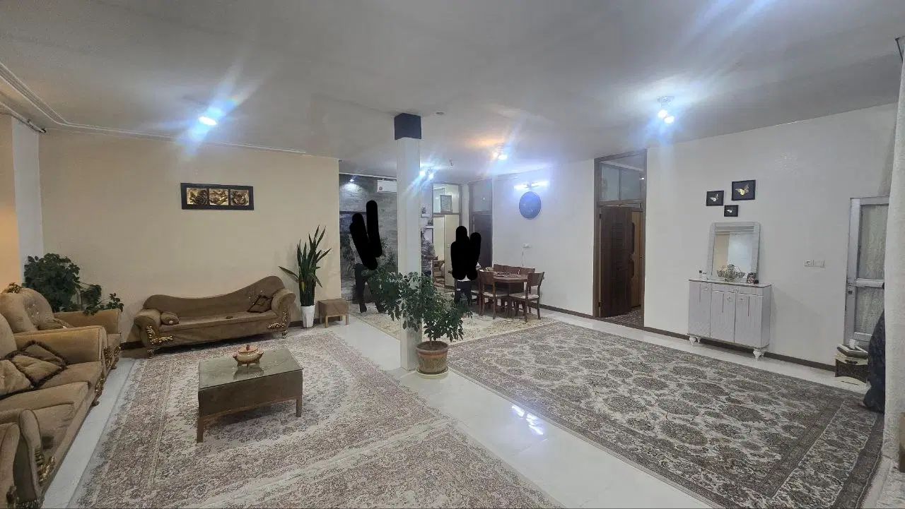 فروش خانه ویلایی/شهید رجایی/روبرو پارک/۳۱۲متر|فروش خانه و ویلا|بروجن, |دیوار