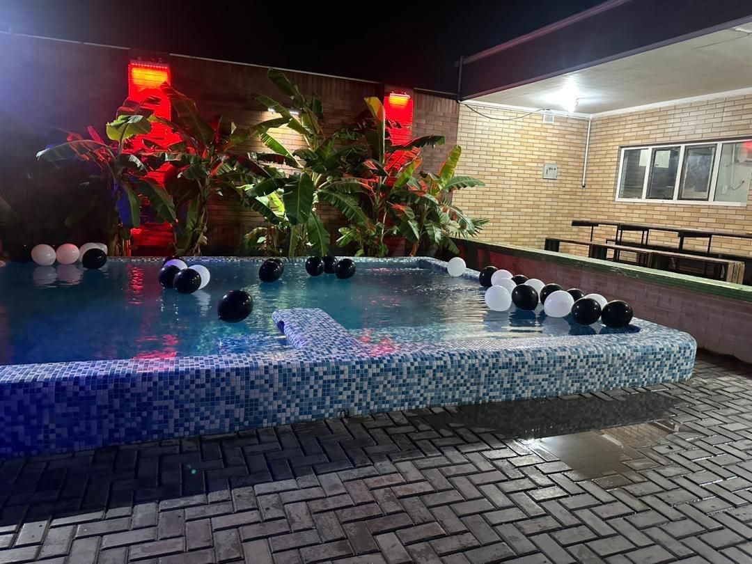 اجاره ویلا استخردار آبگرم اطلس اهواز صنایع فولاد|اجارهٔ کوتاهمدت ویلا و باغ|اهواز, سیصد دستگاه|دیوار