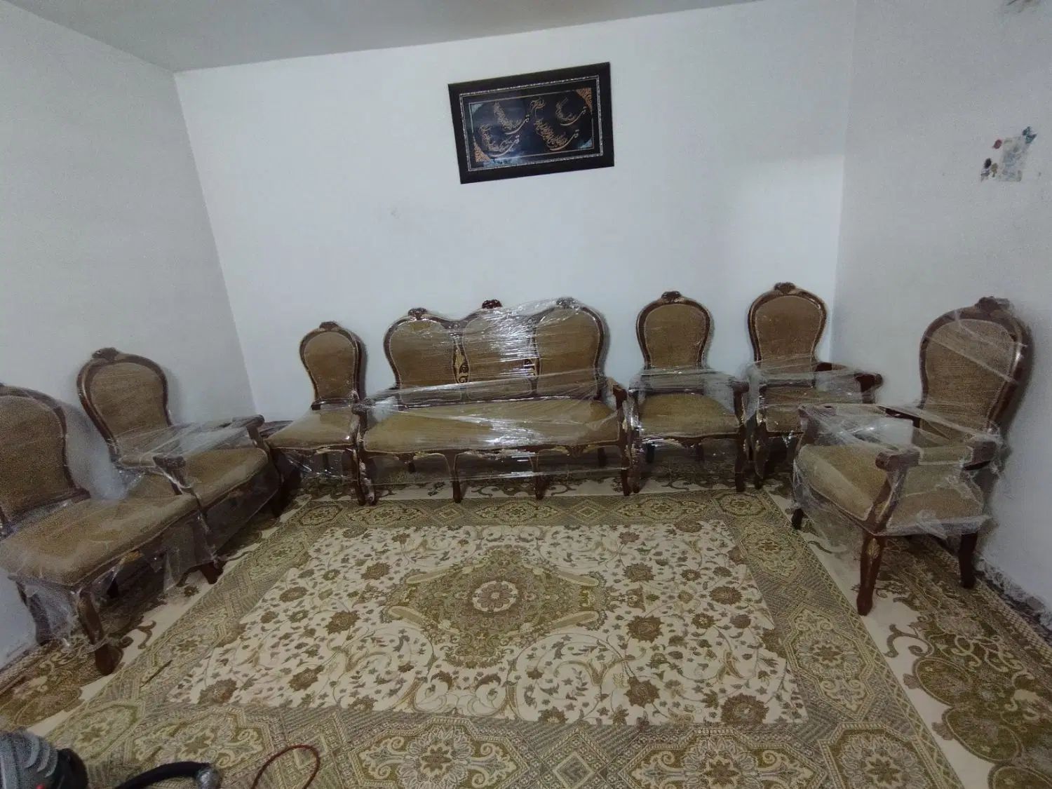 مبل 9نفره سلطنتی|مبلمان خانگی و میز عسلی|مشهد, شهرک مهرگان|دیوار