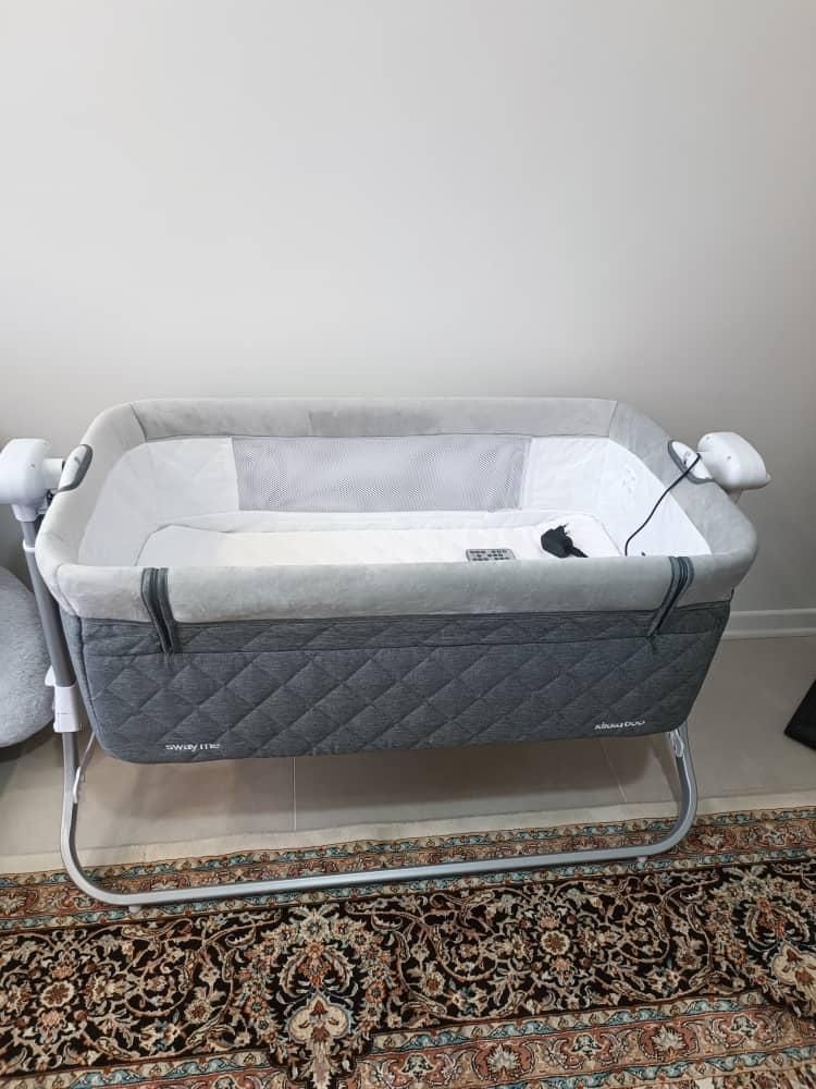 تخت موزیکال دارای بچه های رفلاکسی کنترل دار|تخت و سرویس خواب|رودهن, |دیوار