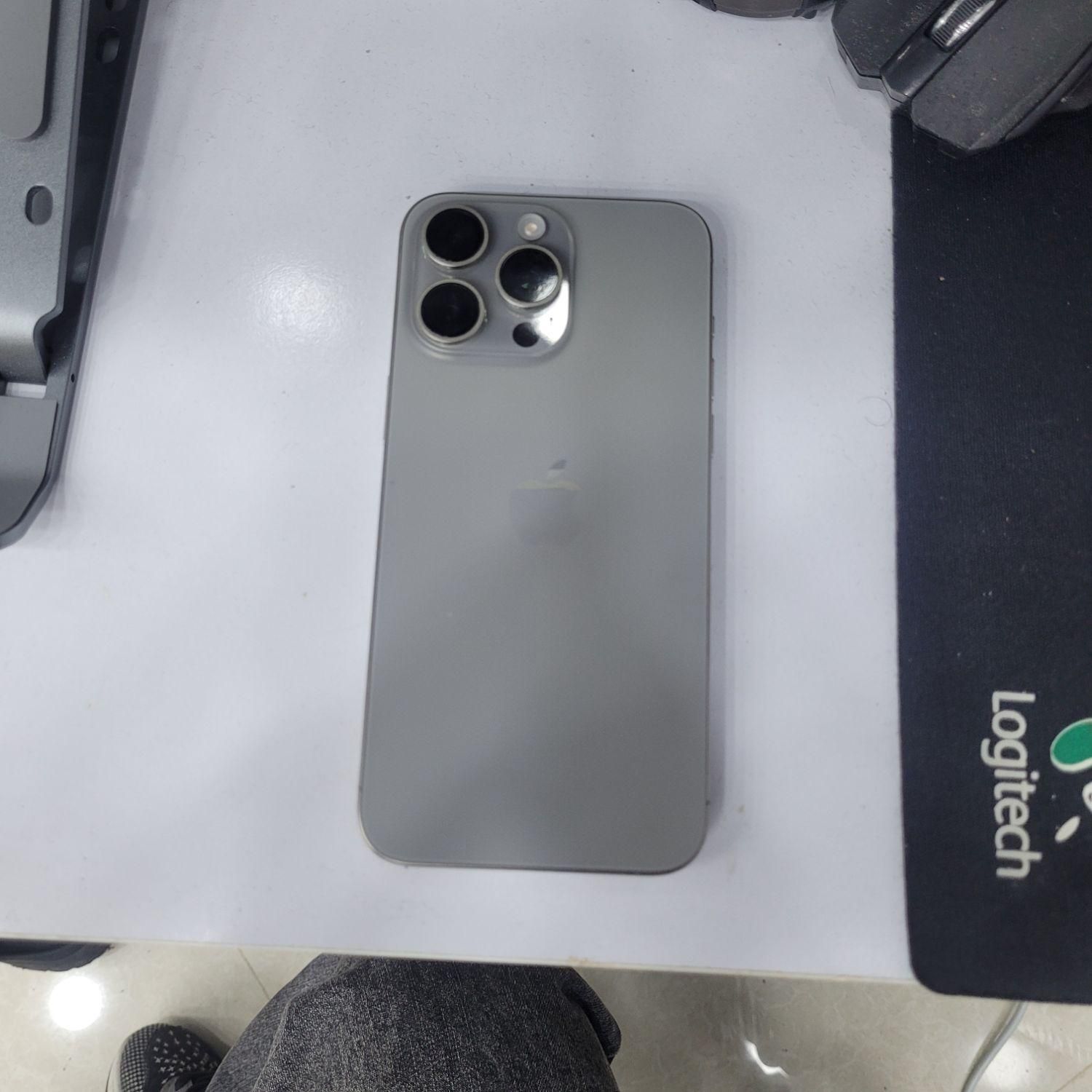 اپل iPhone 15 Pro Max با حافظهٔ ۲۵۶ گیگابایت|موبایل|قشم, |دیوار