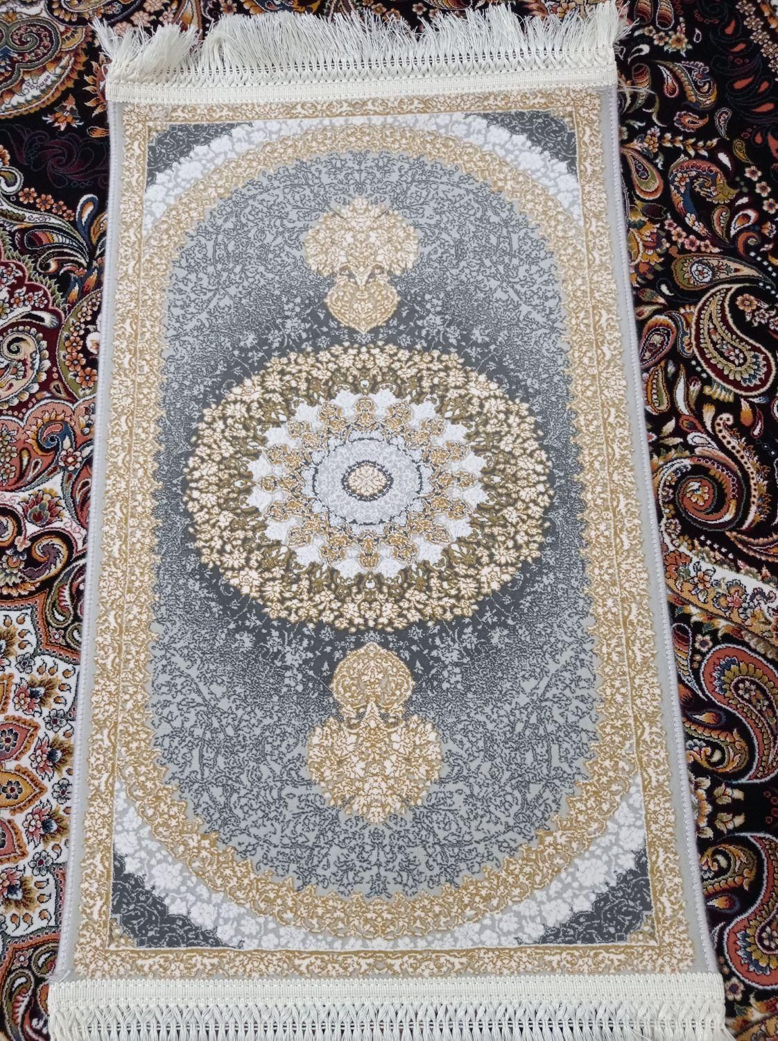 پادری نو|پادری|اسلام‌شهر, مطهری|دیوار