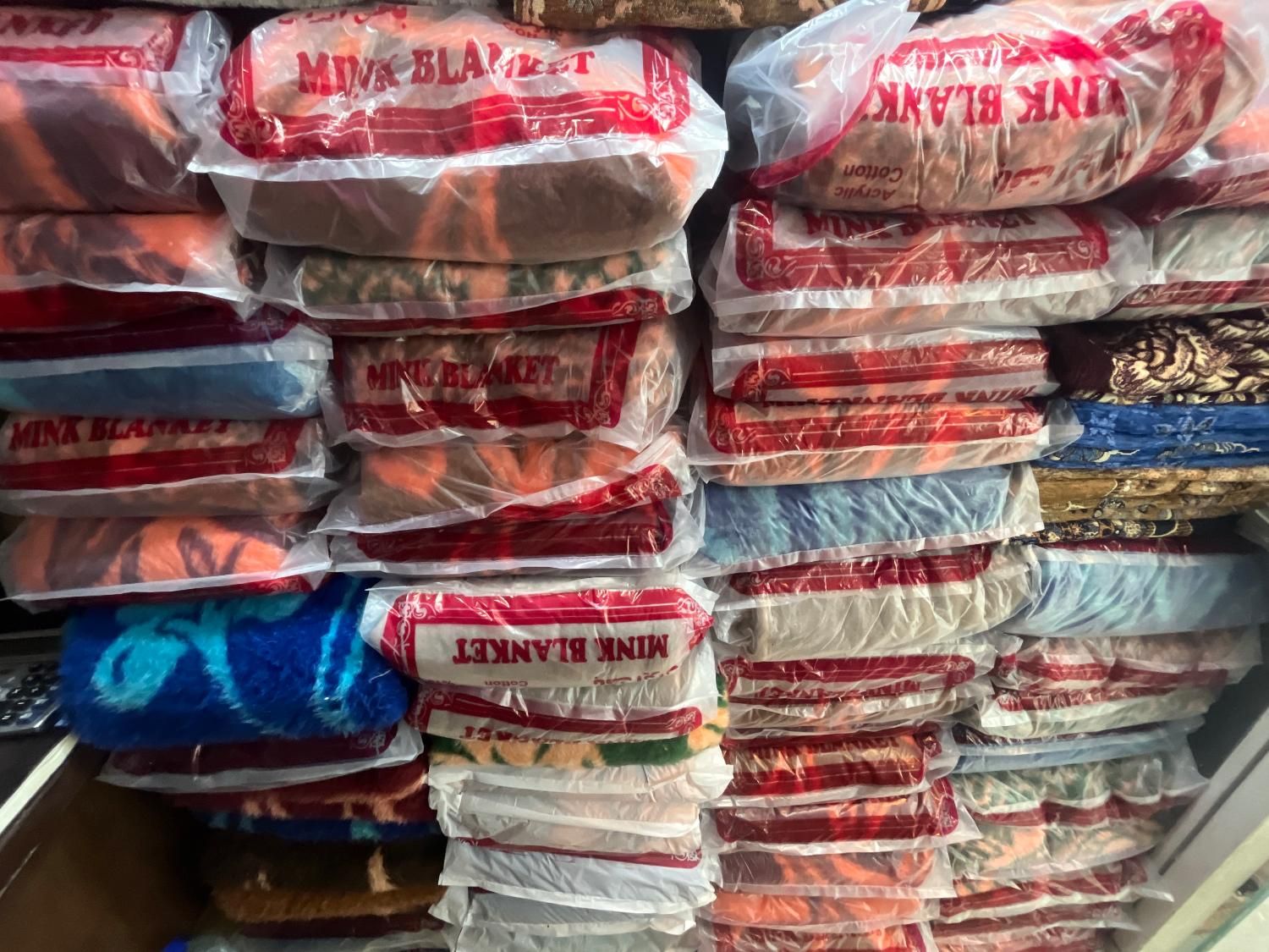 پخش کالای خواب|رختخواب، بالش، پتو|کرج, برغان|دیوار