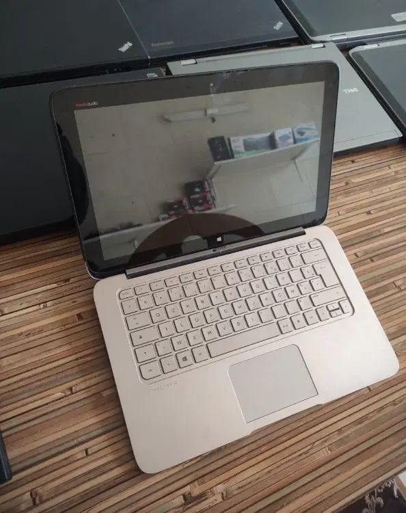 لپ تاپ  hp specter لمسی تبلت شو سیمکارت خور ویندوز|رایانه همراه|اصفهان, شیخ اشراق|دیوار