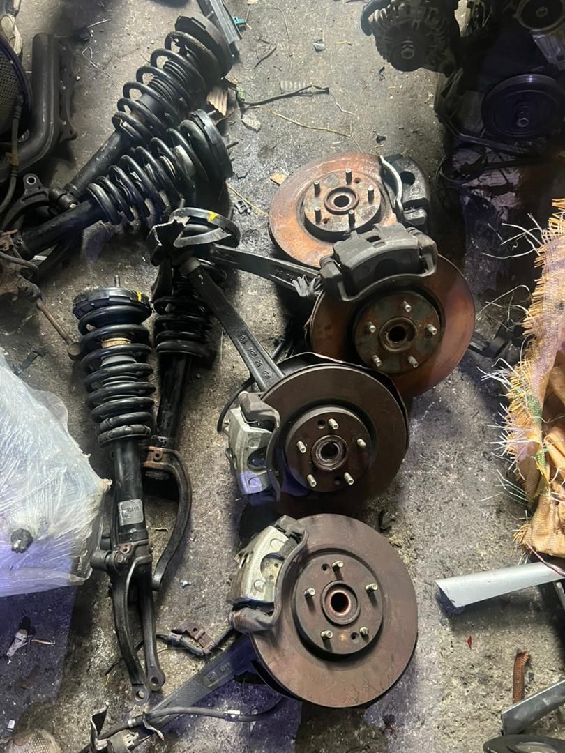 قطعات استوک سیلو ماتیز ال نود مگان ریو 206|قطعات یدکی و لوازم جانبی|شیراز, جانبازان|دیوار