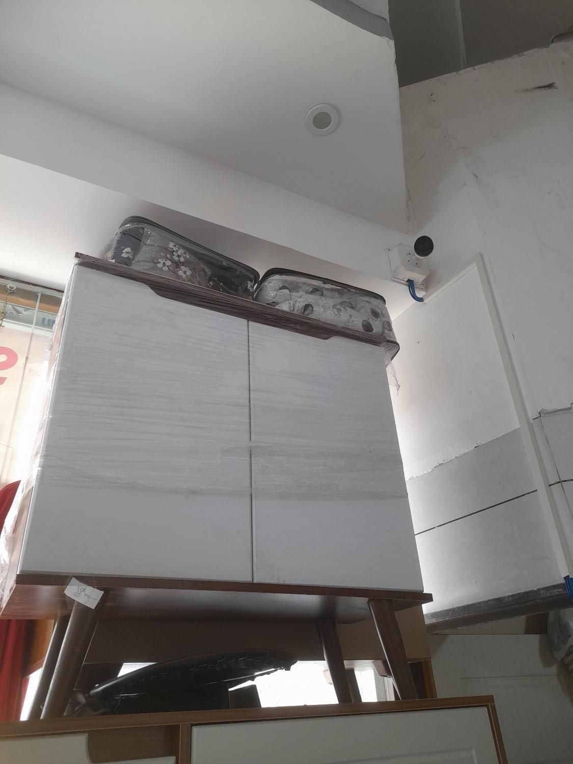 فروش جاکفشی دو درب شرکتی|جاکفشی، کمد، دراور|بندرعباس, |دیوار