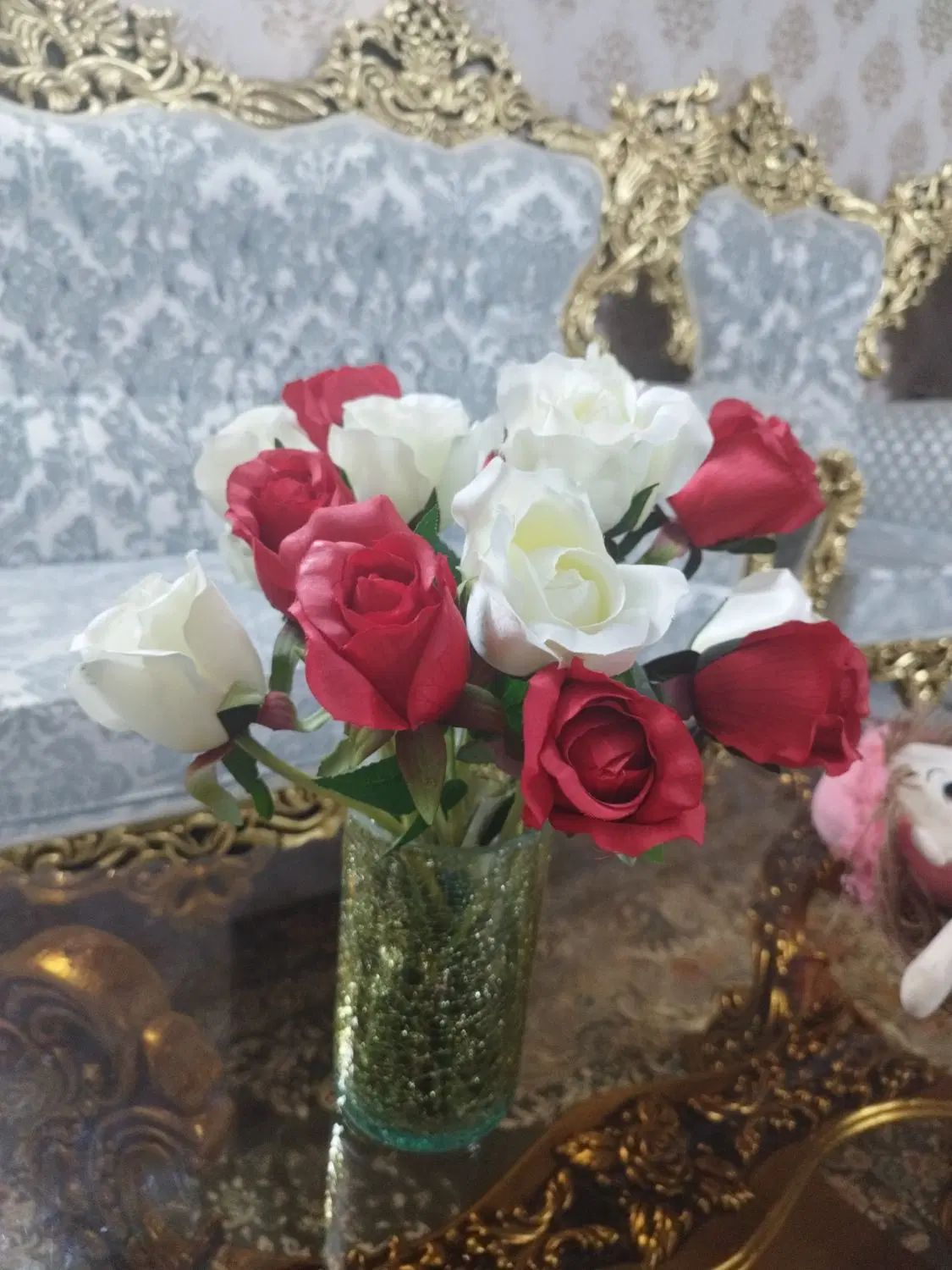 باکس گل مصنوعی و16شاخه رز مصنوعی|گل مصنوعی|مشهد, سرافرازان|دیوار