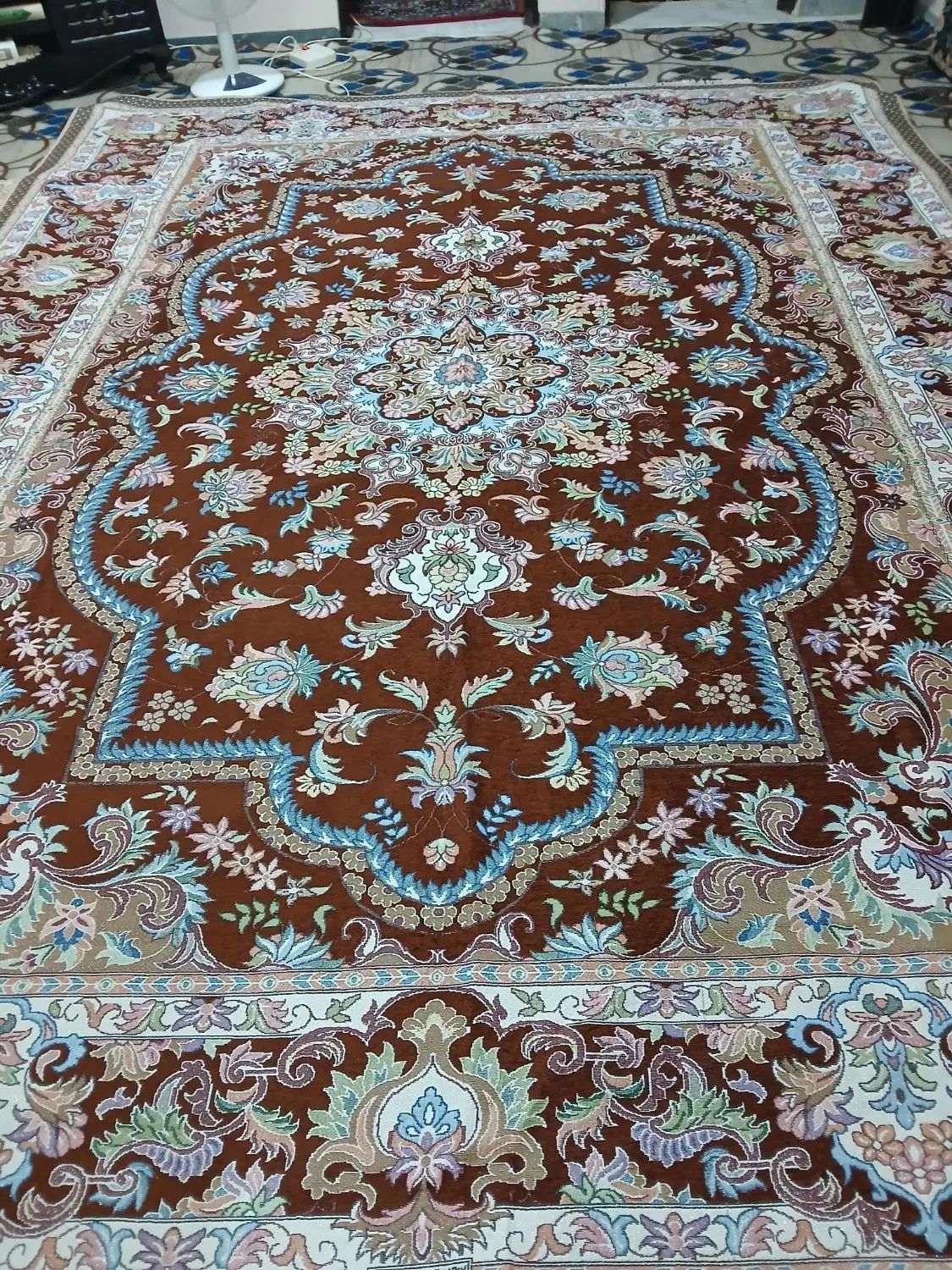 روفرشی|روفرشی|رشت, حمیدیان|دیوار