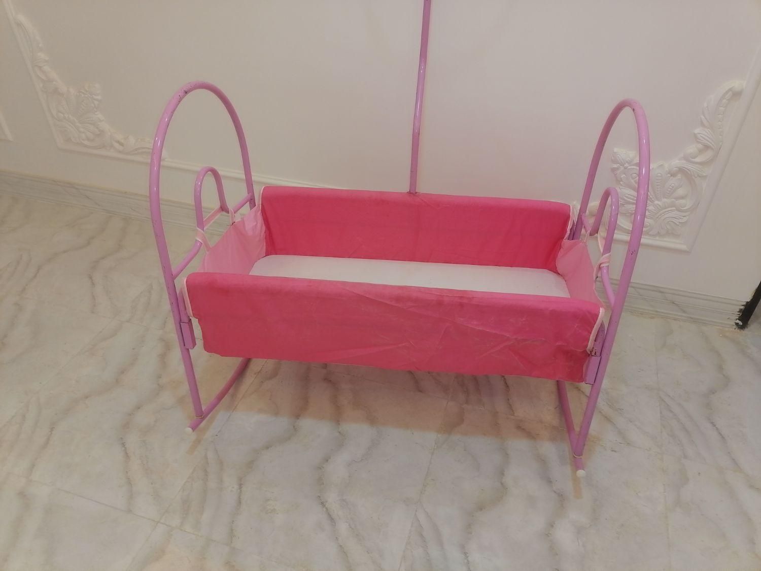 گهواره بچهه در حد نو|اسباب و اثاث بچه|برازجان, |دیوار