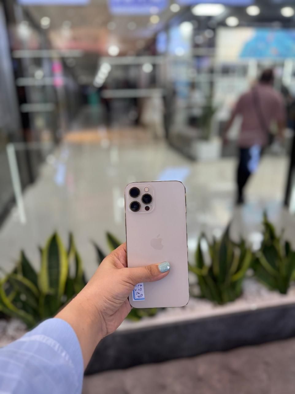 گوشی در حد نو با شرایطی در حد رویا|موبایل|اصفهان, احمدآباد|دیوار